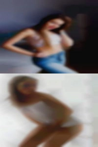 Horny girl East Farmingdale masturbates on highway